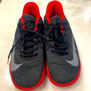 Nikes Red/Black/White
